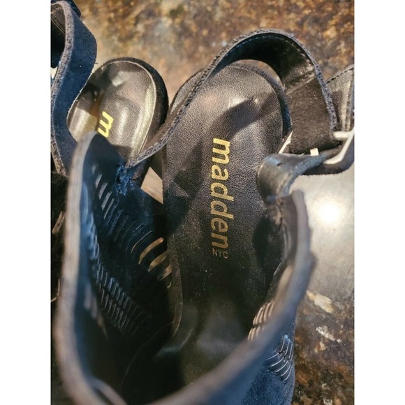 Steve Madden Womens Black Suede Booties size 8 - Picture 5 of 8